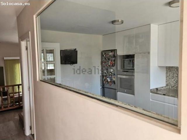VENTA CHALET ADOSADO EN URBANIZACIÓN SANTA APOLONIA, TORRENT