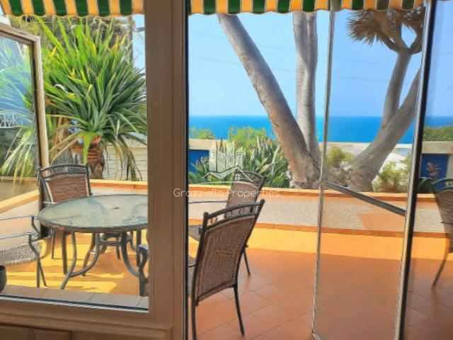 VENTA CHALET INDEPENDIENTE CON VISTAS AL MAR EN SANTA ÚRSULA SANTA CRUZ DE TENERIFE