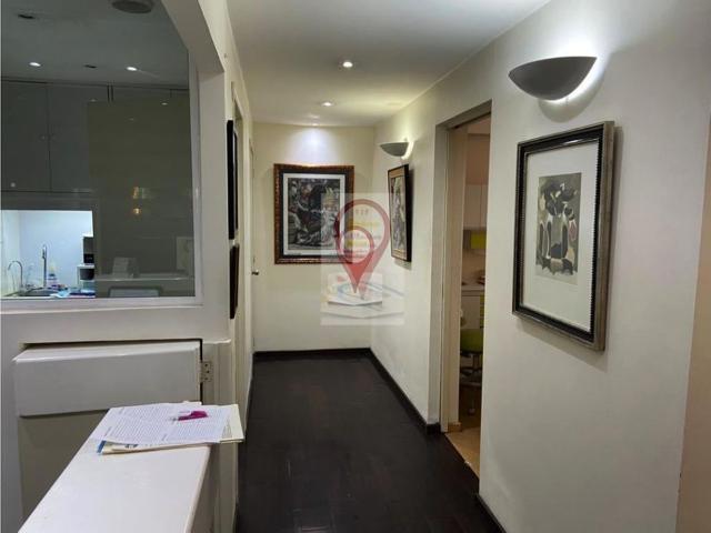 VENTA CONSULTORIO EN LOMAS DE CHAPULTEPEC
