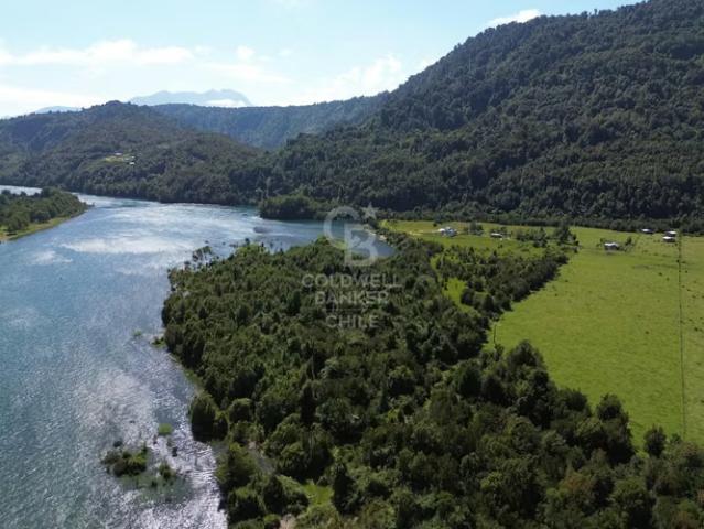 Venta de 4 Hectáreas con Orilla de Río Puelo – Entorno | 0 dormitorios por 477000. 00 en Cochamó