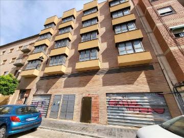 Venta de 2 Locales en Calle CALLE. MAYORAL 3 Nº 3 Quart de Poblet