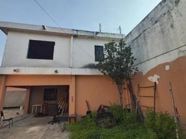 Venta de 2 Terrenos con Construccion