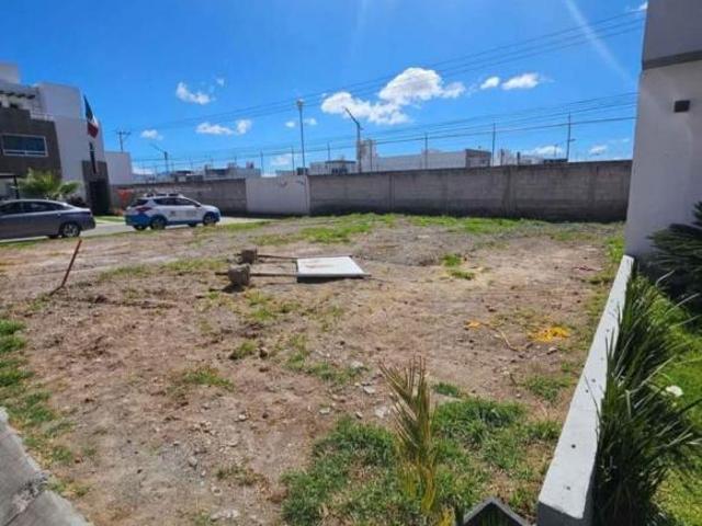Venta de 2 terrenos en fraccionamiento