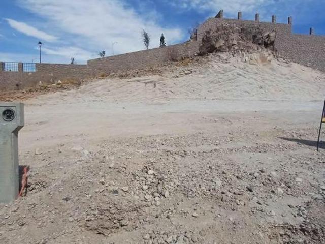 VENTA DE TERRENO COLINA CON FRACC CONDESA REJON