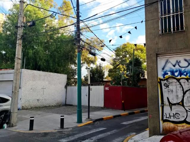 Venta de terreno comercial habitacional en San Simón Ticumac, cerca de Tlalpan