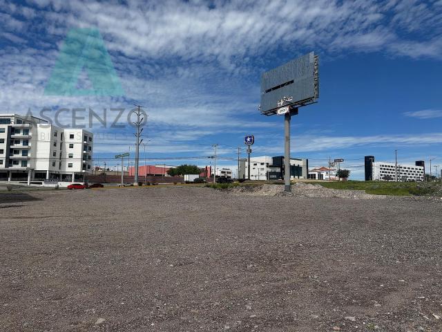 Venta de Terreno Comercial por Perif?rico de la Juventud, Armma