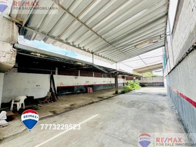 Venta de terreno comercial sobre Av. Emiliano Zapata, Cuernavaca, Morelos…Clave 4410