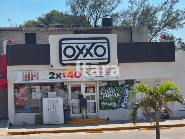 VENTA DE TERRENO CON CONSTRUCCION SOBRE BLVD COSTERO