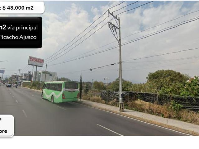 Venta de Terreno de 3393 m2 con Uso de Suelo Comercial, son 165 m2 de frente sobre Periferico Picacho Ajusco en Ampliaci?n Fuentes del Pedregal frente a Six Flags