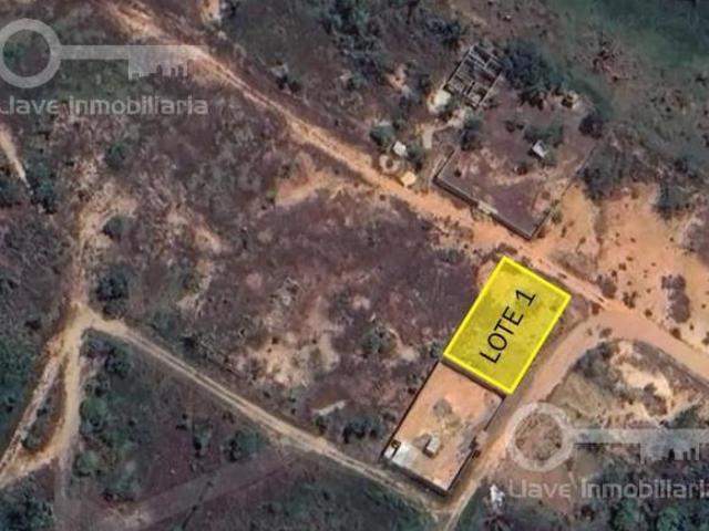 Venta de Terreno de 642 m2 en Col. Lagos del Paraíso, Cosoleacaque, Ver
