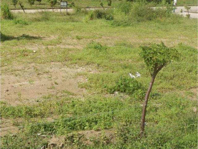 Venta de Terreno de 900 m2 en Av. José Lemarroy Carrión, Fracc. Bahías de San Martín, Coatzacoalcos