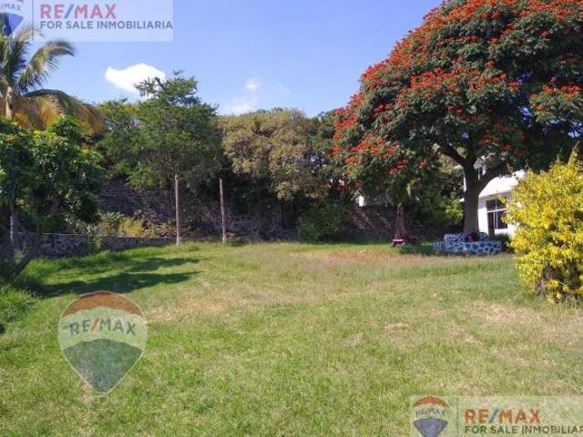 Venta de terreno en Burgos Bugambilias, Temixco, Morelos…Clave 4939