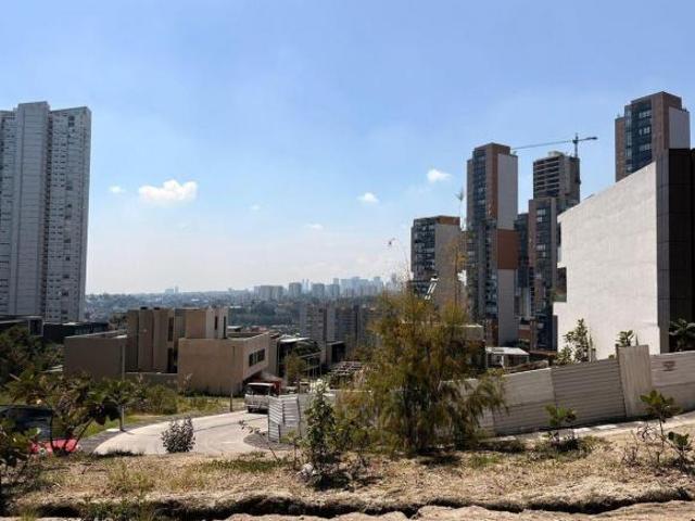 Venta de Terreno En Bosque Real Huixquilucan