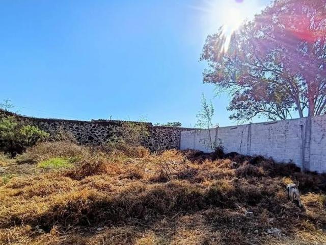 VENTA DE TERRENO EN CERRADA LA HUERTA