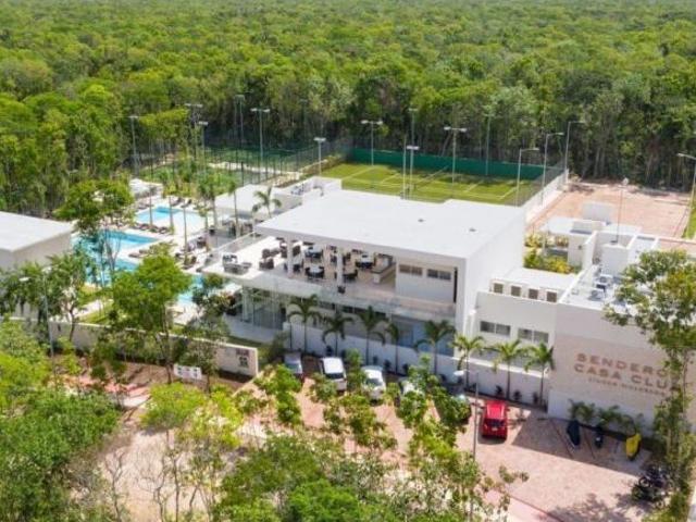 VENTA DE TERRENO EN CIUDAD MAYAKOBA EN PLAYA DEL CARMEN, SOLIDARIDAD