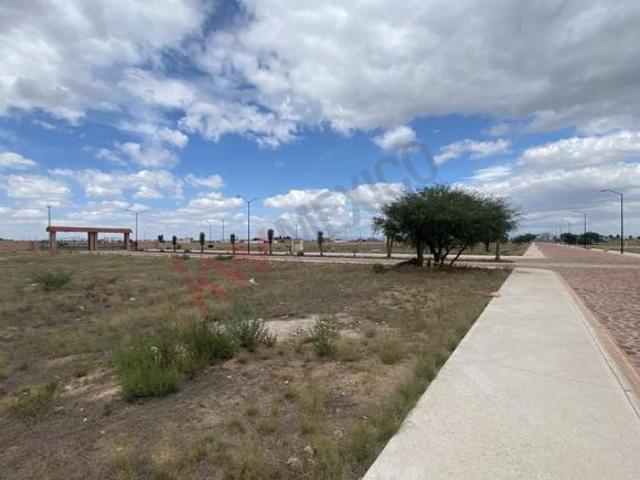 Venta de Terreno en Complejo Privado en Villa de Reyes a 18 km de la Planta BMW