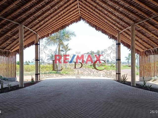Venta De Terreno En Condominio Lagunas Del Carmen Chincha
