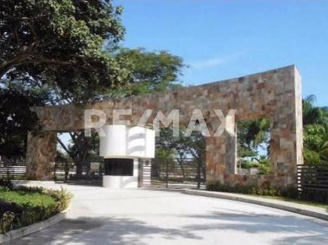 VENTA DE TERRENO EN DIAMANTE RESIDENCIAL