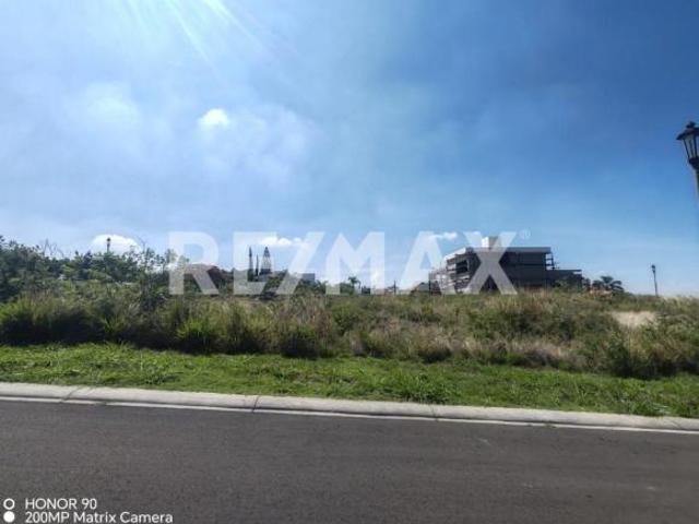 Venta de Terreno en el Fracc Lomas de Cocoyoc