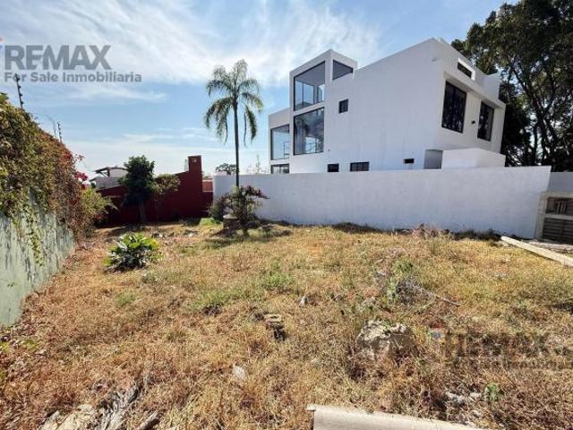 Venta de terreno en el Fracc.Lomas Tetela, Cuernavaca, Morelos…Clave 6026