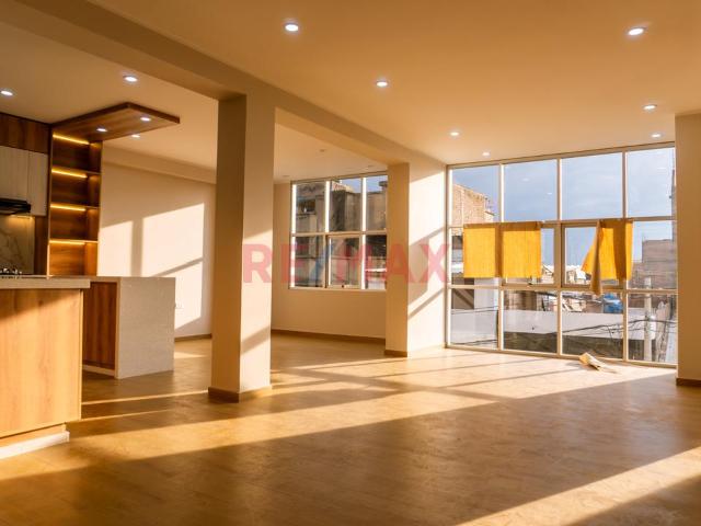 Venta De Terreno En Estreno En Zona Comercial El Tambo