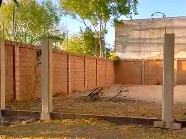 VENTA DE TERRENO EN FRACC. ENRIQUE FELIX CASTRO 300 M2 BARDEADO BLOCK ARQUITECTONICO