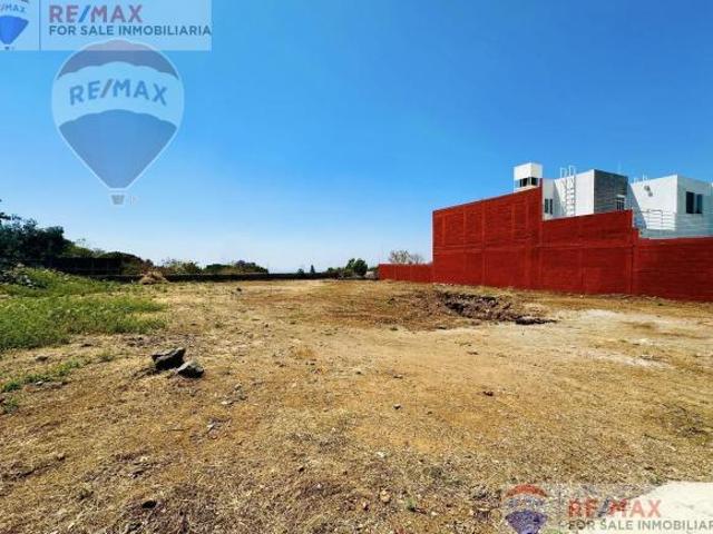 Venta de terreno en Jardines de Ahuatepec, Cuernavaca, Morelos…Clave 4840