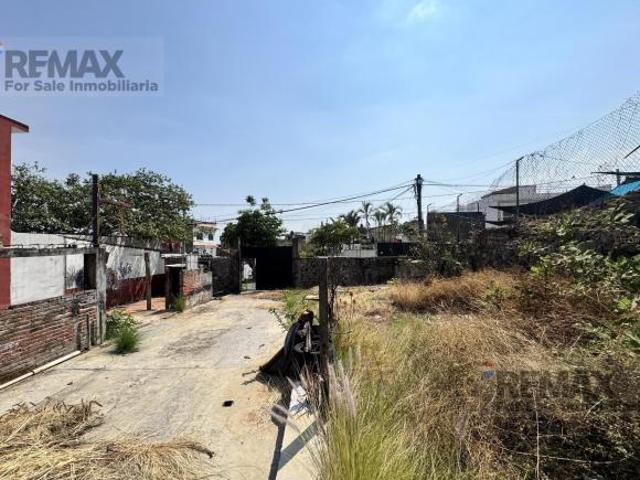 Venta de terreno en la Col. Atzingo, Cuernavaca, Morelos…Clave 6184
