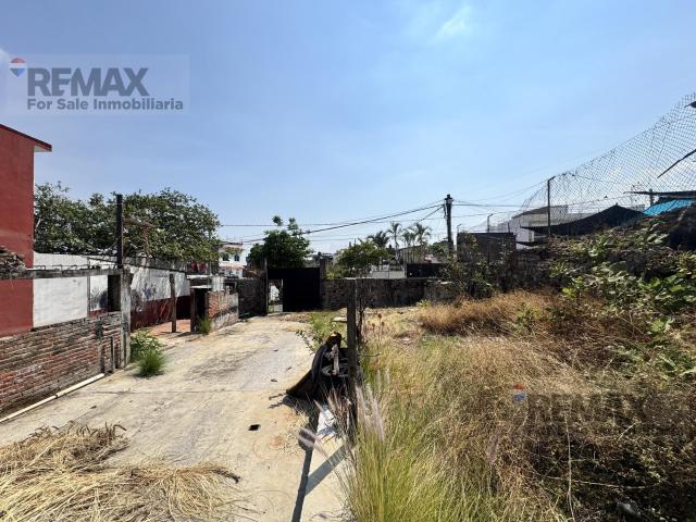 Venta de terreno en la Col. Atzingo, Cuernavaca, Morelos?Clave 6184