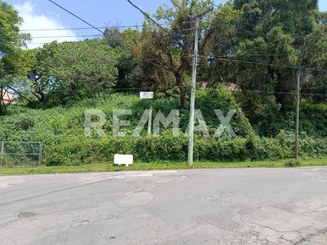 Venta de terreno en la Col. Rancho Cortés Cuernavaca, Morelos…Clave 5661