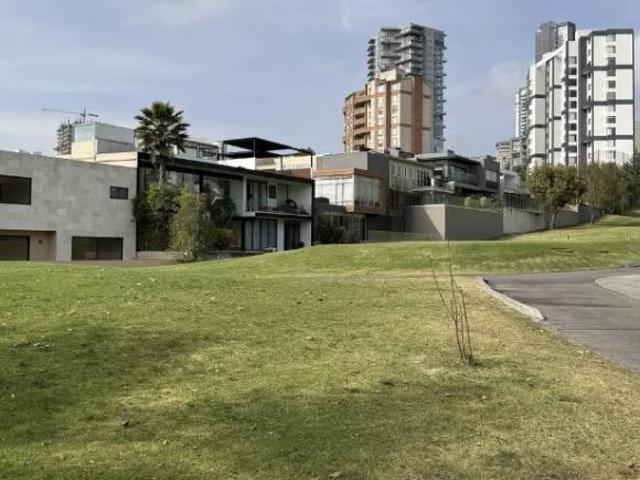 Venta de Terreno en Loma Alta, Bosque real, Huixquilucan, Estado de México
