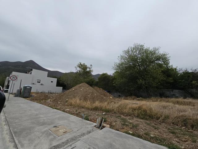 Venta de Terreno en los Cristales, Mty N.l