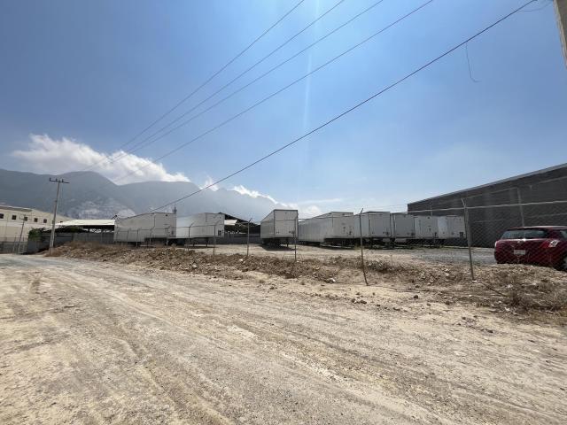 VENTA DE TERRENO EN PARQUE INDUSTRIAL EN SANTA CATARINA