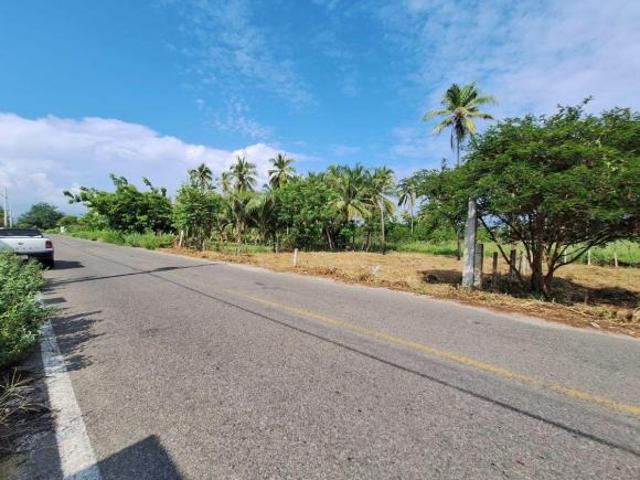 VENTA DE TERRENO EN PLAYA BLANCA