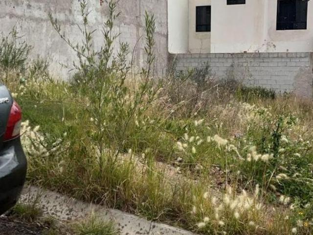 VENTA de Terreno en Privada Portal del Roble