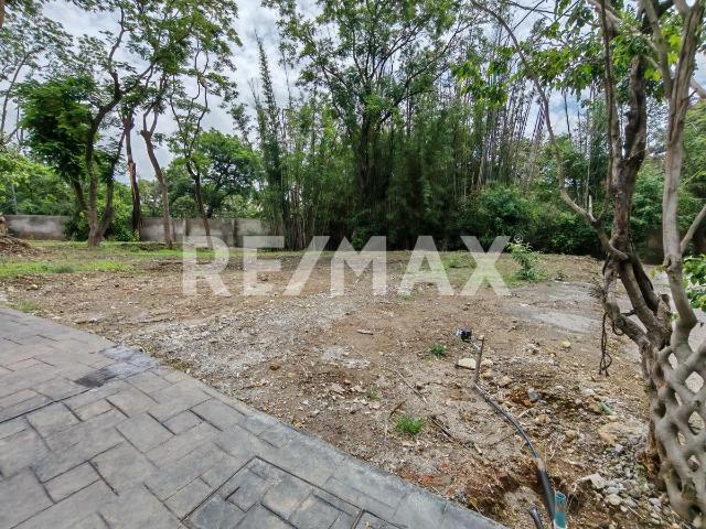 Venta de terreno en Rancho Tetela, Cuernavaca, Morelos. Clave 5722
