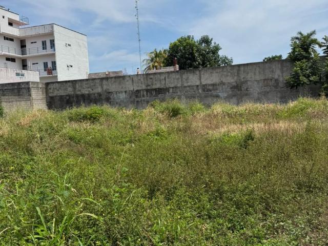Venta de Terreno en Residencial muy cerca Muro Boulevard en Tuxtepec Oaxaca