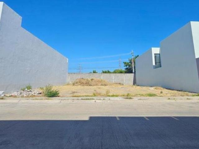 Venta de terreno en Residencial Verona