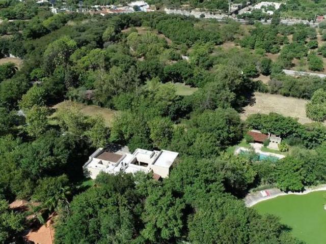 Venta de Terreno en Robleza Fincas