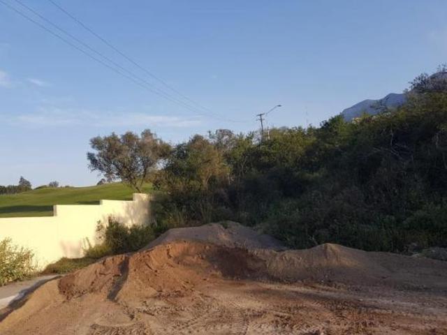 Venta de Terreno en Sierra Alta 9no Sector