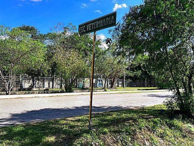 VENTA DE TERRENO EN XMATKUIL EN MERIDA YUCATAN ENFRENTE DE LA FACULTAD DE VETERINARIA