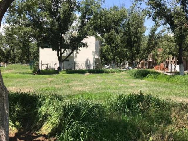 Venta de Terreno en zona Residencial Misión Real Castilla 4
