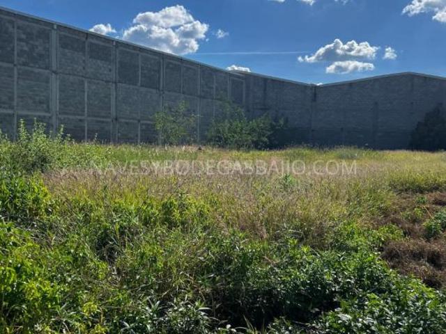 Venta de Terreno Industrial en Silao GTO. 1045.60M2