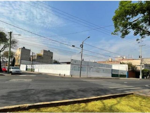 VENTA DE TERRENO PREMIUN EN ESQUINA COLONIA MOCTEZUMA 988 M2