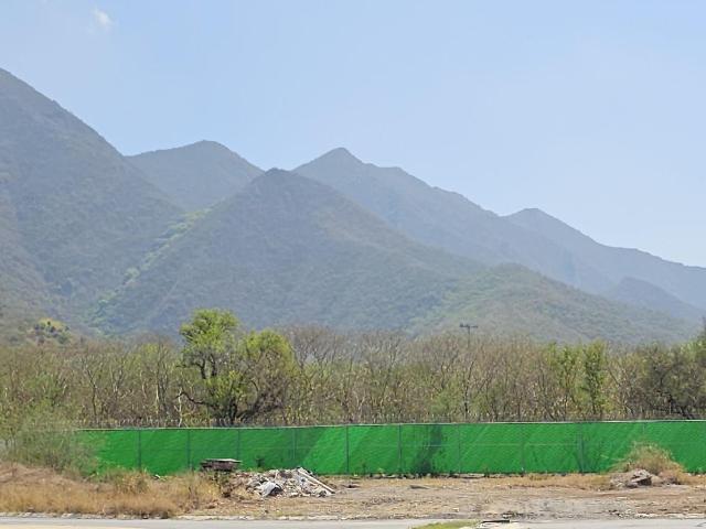 Venta de Terreno Residencial en Carretera Nacional