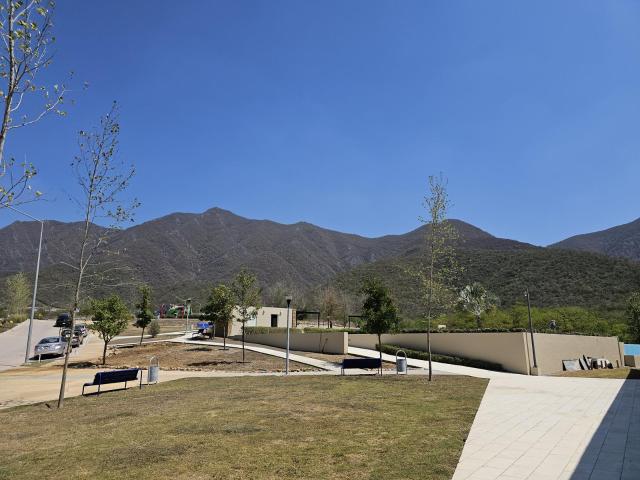 Venta de Terreno Residencial en Carretera Nacional