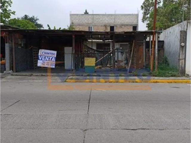 VENTA DE TERRENO URBANO PLANO SUPERFICIE 185 M2 COL MANUEL AVILA CAMACHO, POZA RICA, VERACRUZ