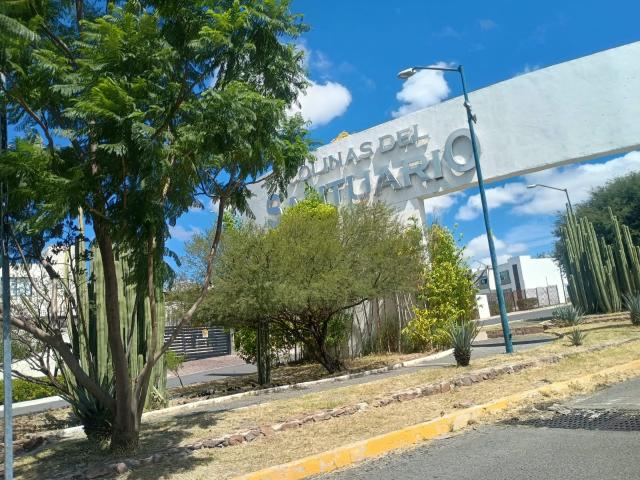 Venta de Terreno uso mixto en Colinas del Santuario