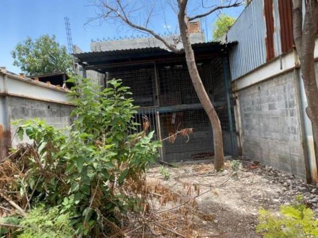 Venta de Terreno 160 m² Habitacional/comercial en Av Conchello Col Martinez Monterrey N L México
