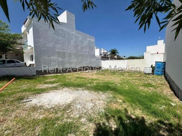 Venta de Terreno 116.27 m2 plano, Pedregal de Shoenstatt GPT330